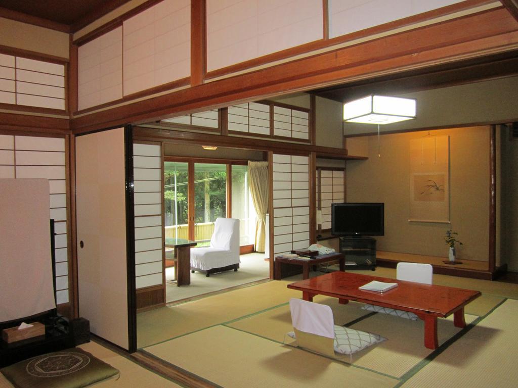 Hôtel Kamata à Yugawara Extérieur photo